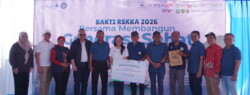 penyerahan bantuan secara simbolis